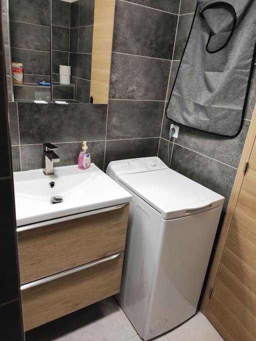 Menton, Appartement/Jardin, Proche Mer Et Centre Kültér fotó